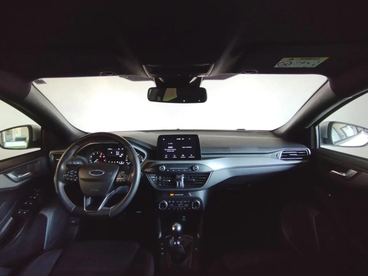 ford-focus-2022-hibrido-a-gasolina-999cc