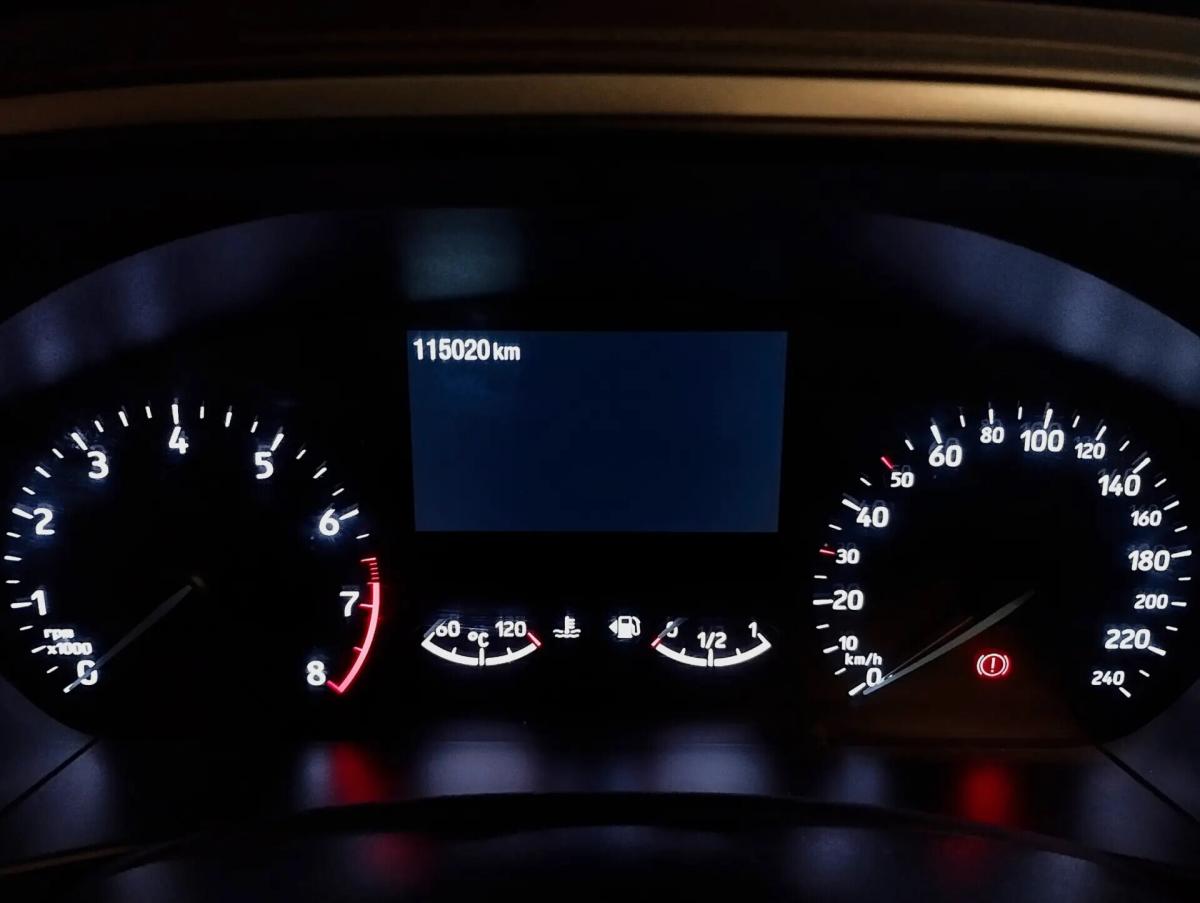 ford-focus-2022-hibrido-a-gasolina-999cc