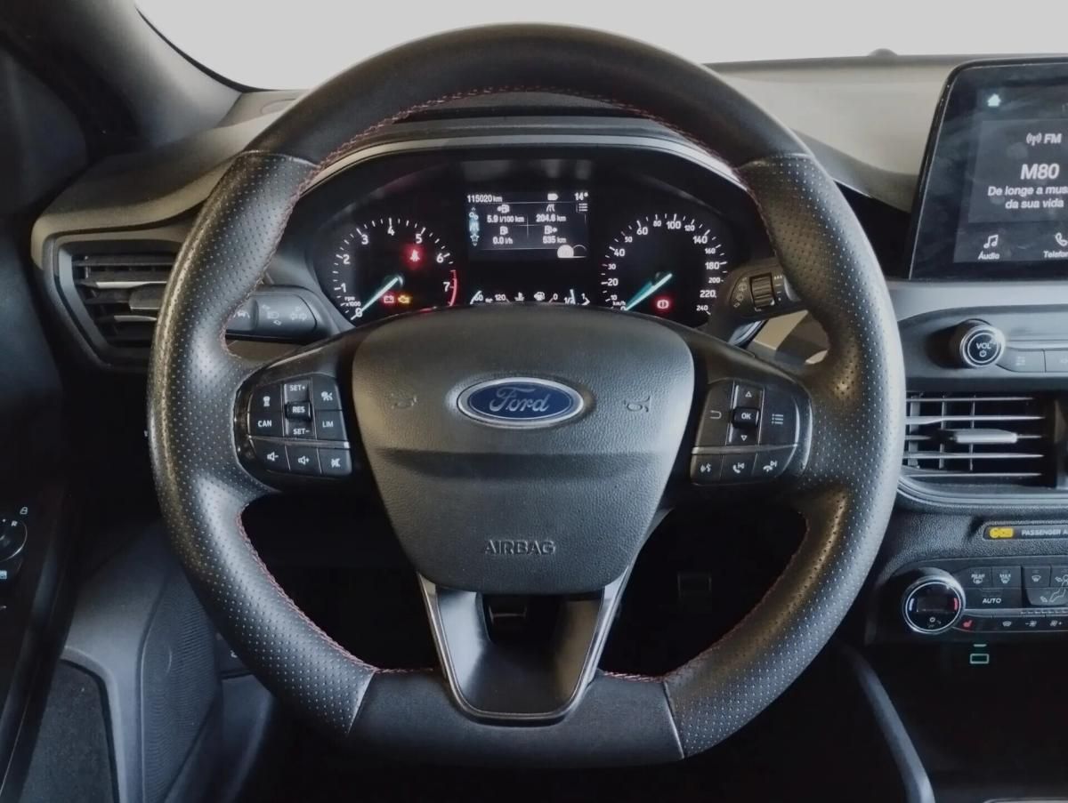 ford-focus-2022-hibrido-a-gasolina-999cc