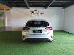 ford-focus-2022-hibrido-a-gasolina-999cc