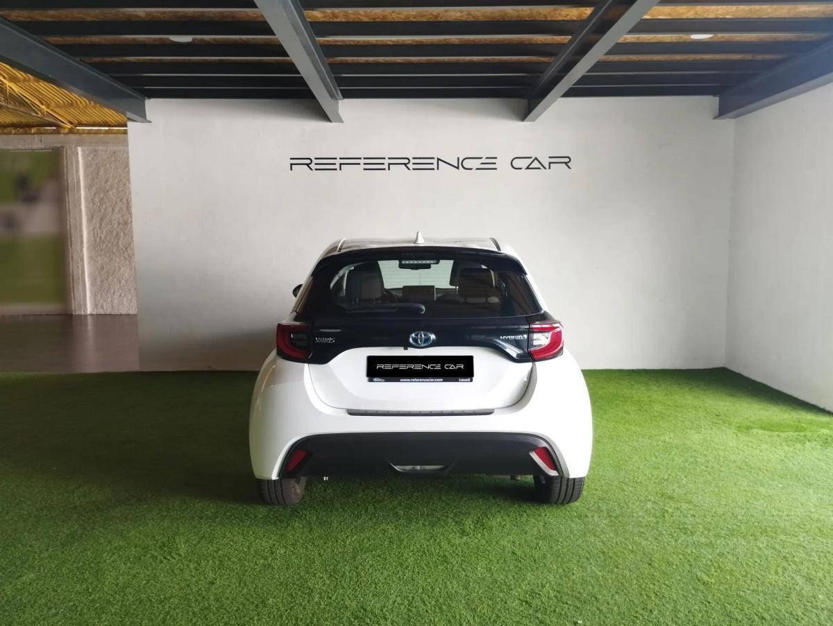 toyota-yaris-2022-hibrido-a-gasolina-1490cc