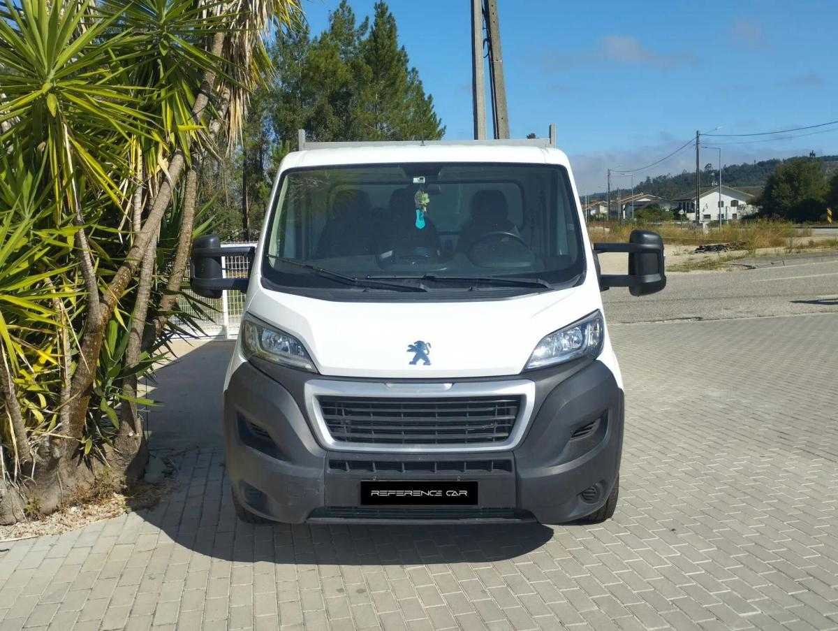 peugeot-boxer-2024-diesel-2179cc