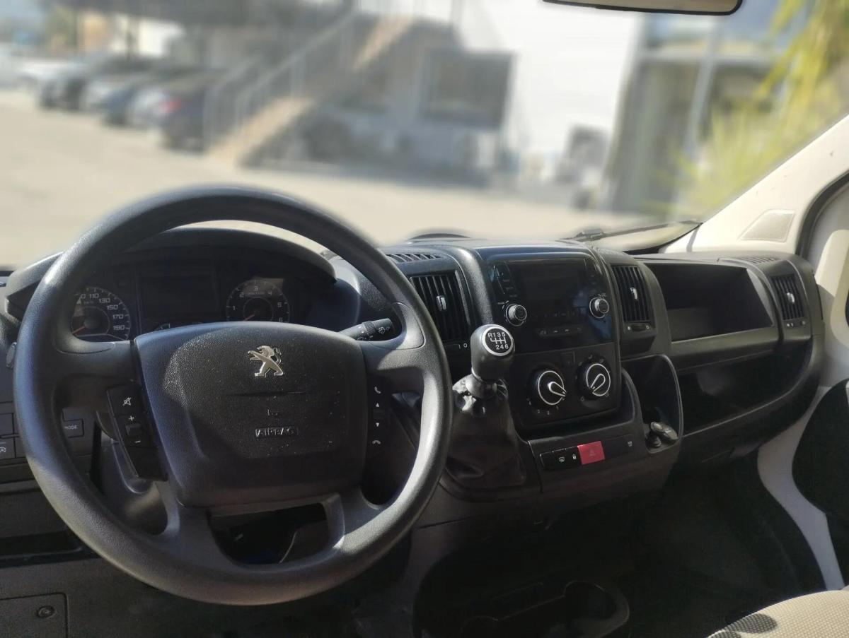 peugeot-boxer-2024-diesel-2179cc