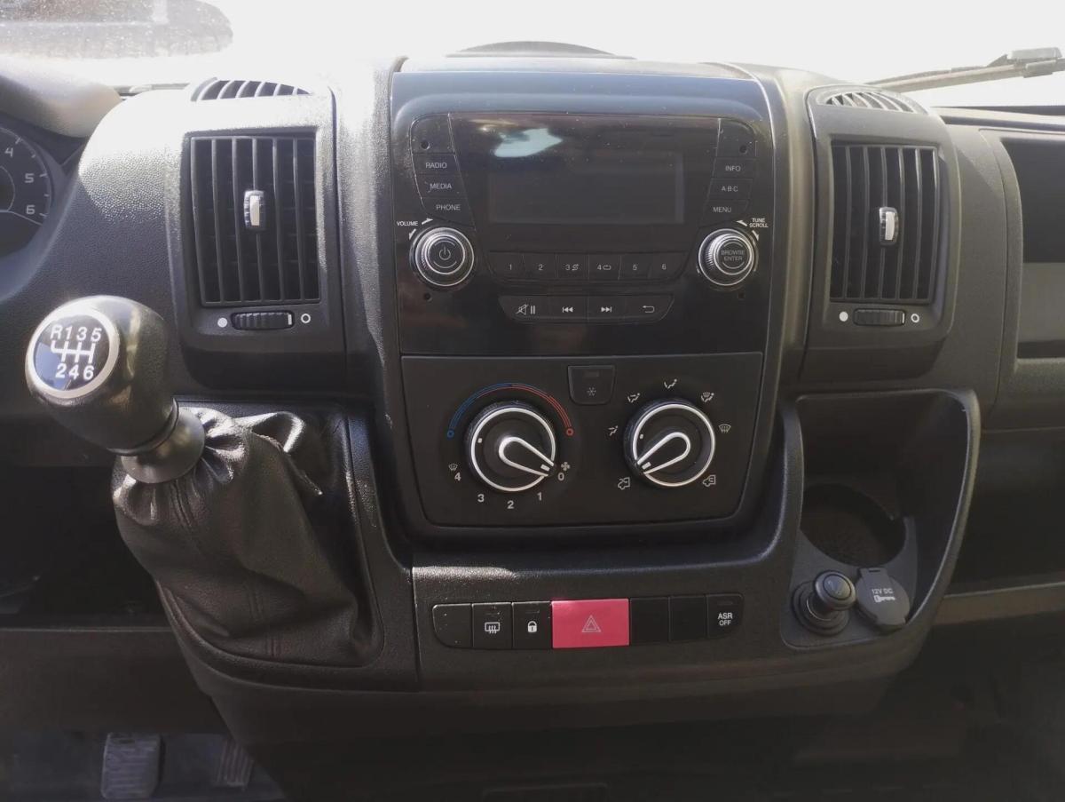 peugeot-boxer-2024-diesel-2179cc
