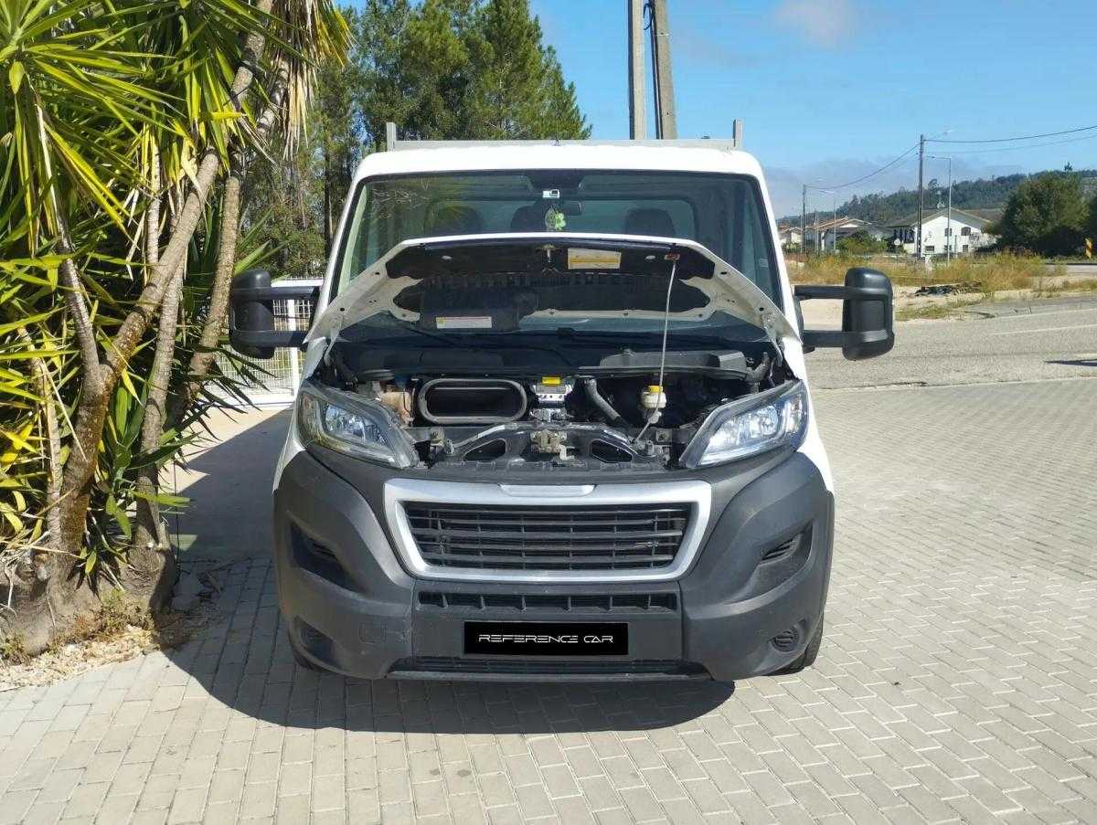 peugeot-boxer-2024-diesel-2179cc