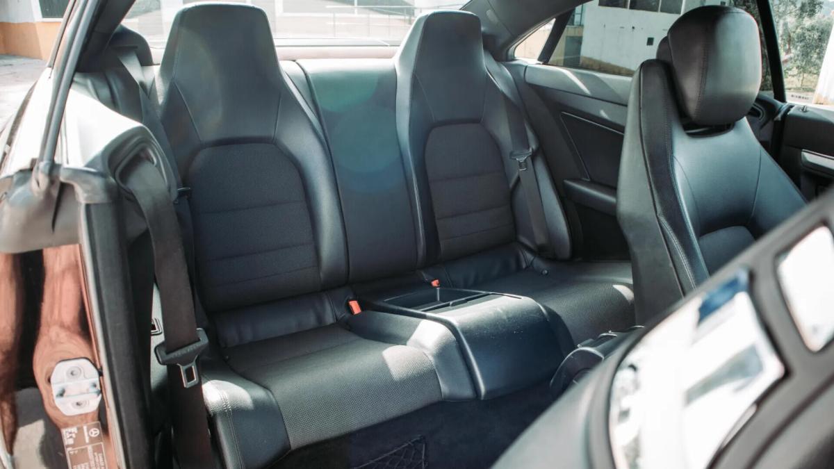 mercedes-benz-classe-e-e-250-cdi-coupe-blueefficiency-2010-diesel-2143cc