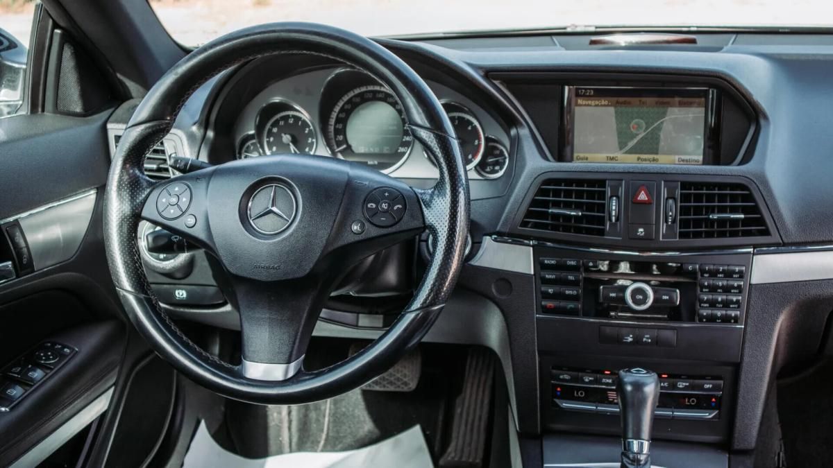 mercedes-benz-classe-e-e-250-cdi-coupe-blueefficiency-2010-diesel-2143cc