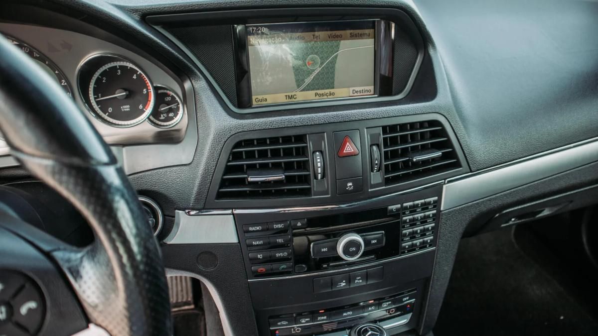 mercedes-benz-classe-e-e-250-cdi-coupe-blueefficiency-2010-diesel-2143cc
