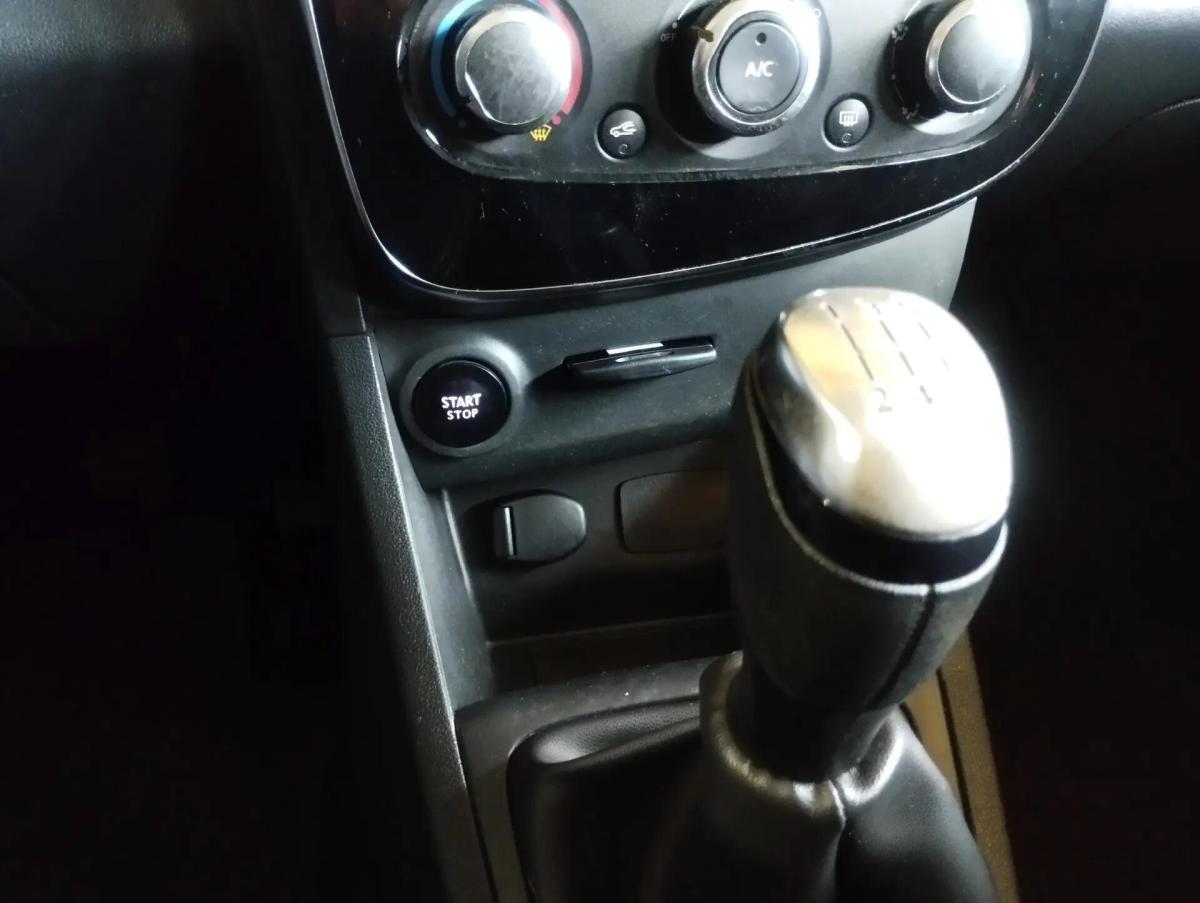 renault-clio-sport-tourer-2017-diesel-1461cc
