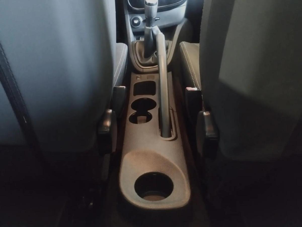 renault-clio-sport-tourer-2017-diesel-1461cc