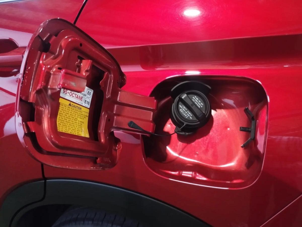 mitsubishi-eclipse-cross-2022-hibrido-a-gasolina-2360cc