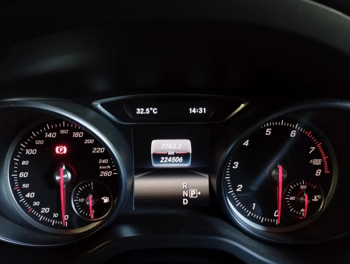 mercedes-benz-cla-200-shooting-brake-2017-gasolina-1595cc