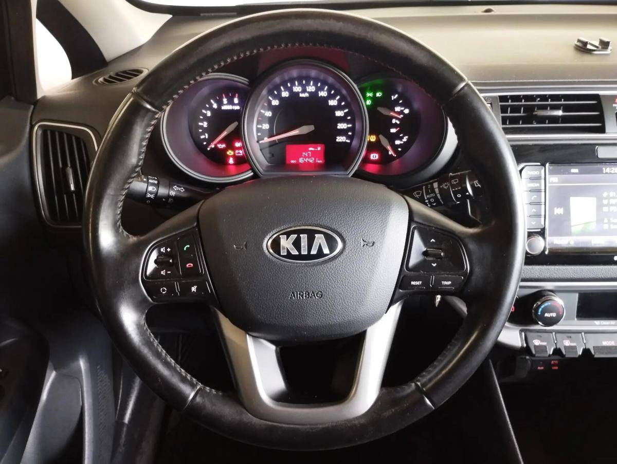 kia-rio-2016-diesel-1120cc