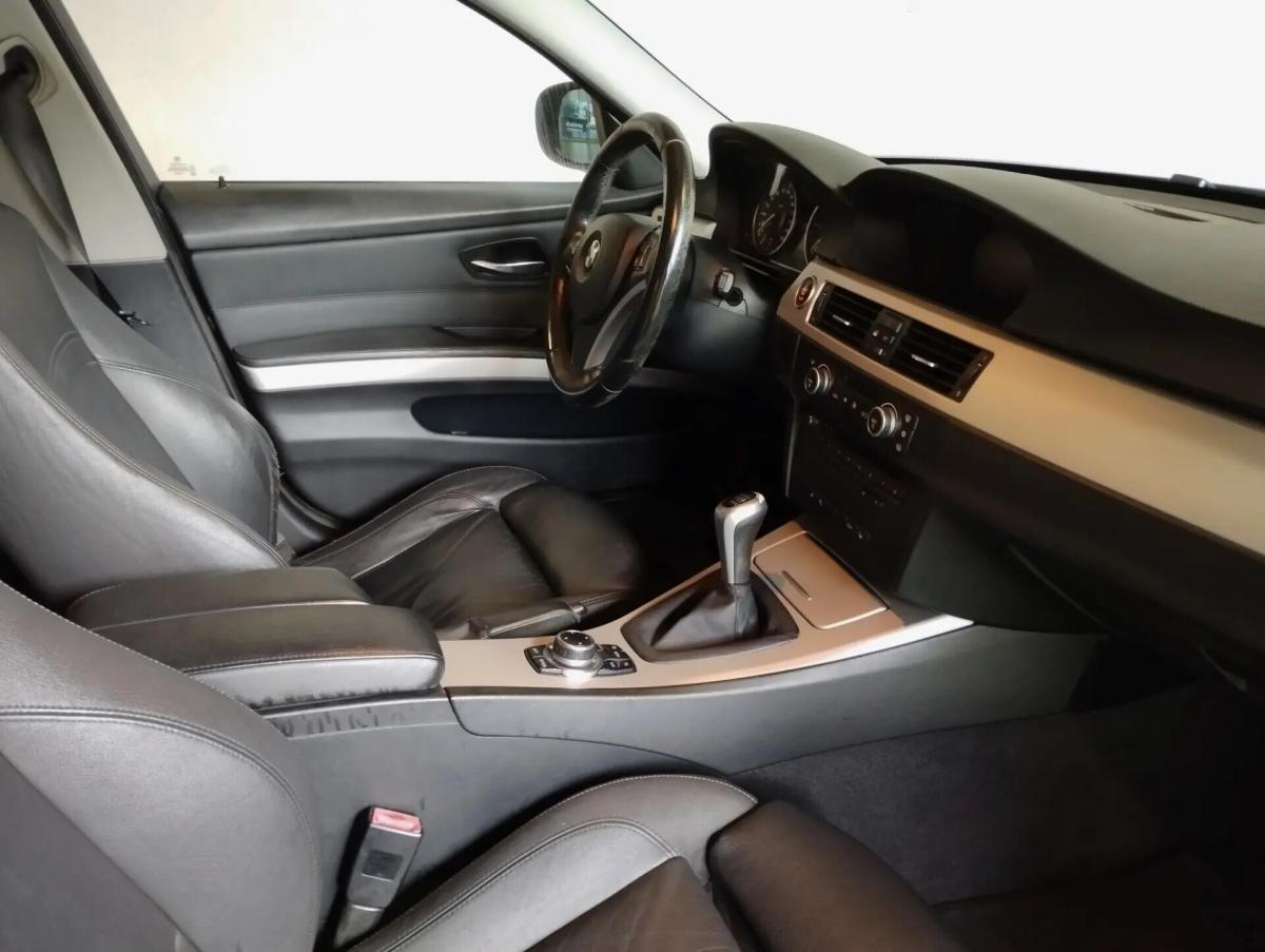 bmw-serie-3-320d-touring-2009-diesel-1995cc