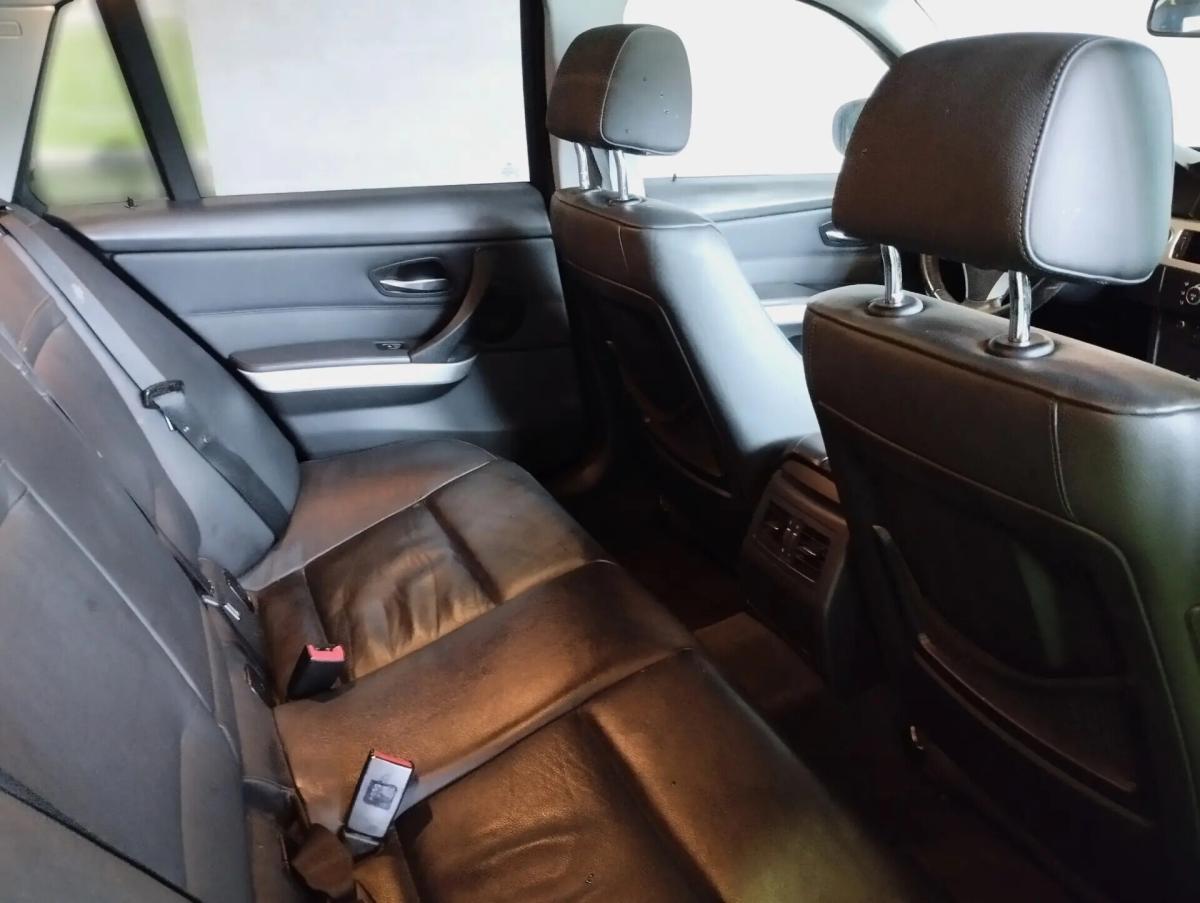 bmw-serie-3-320d-touring-2009-diesel-1995cc