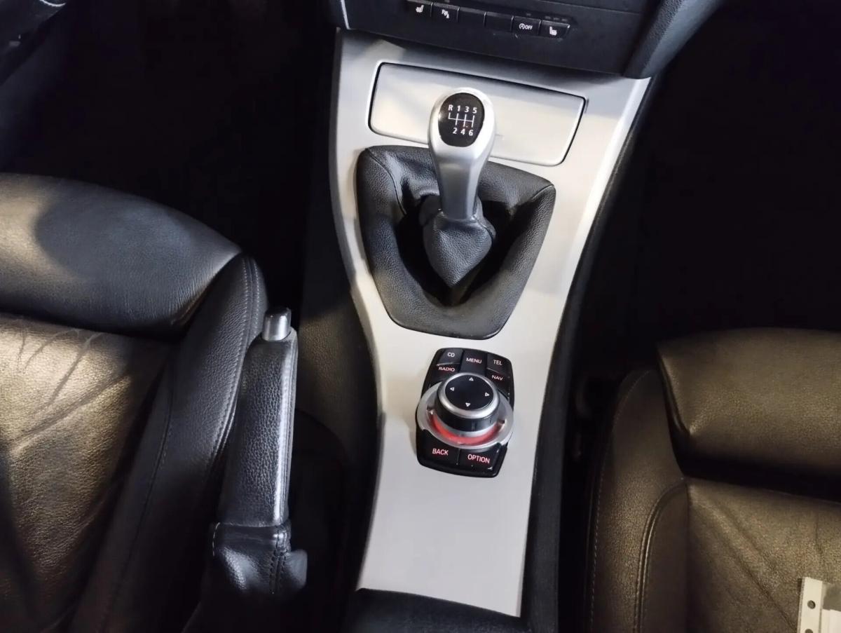 bmw-serie-3-320d-touring-2009-diesel-1995cc