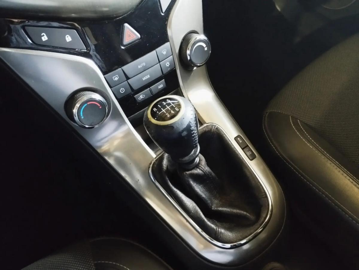 chevrolet-cruze-2012-diesel-1686cc