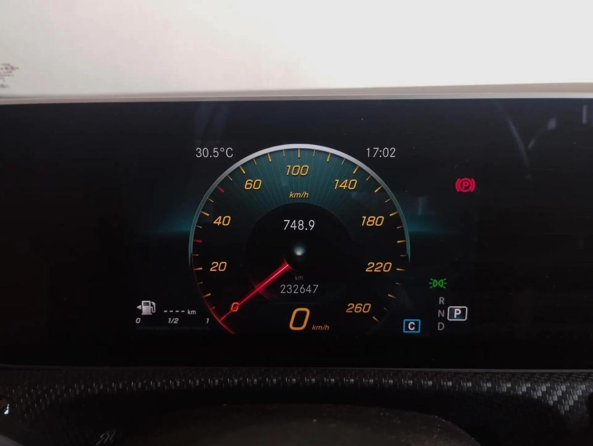 mercedes-benz-cla-180-d-2019-diesel-1461cc