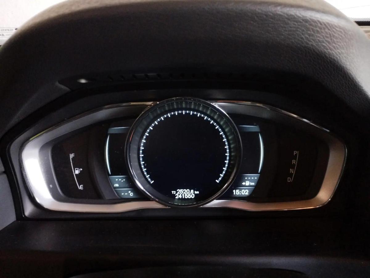 volvo-s80-2013-diesel-1984cc