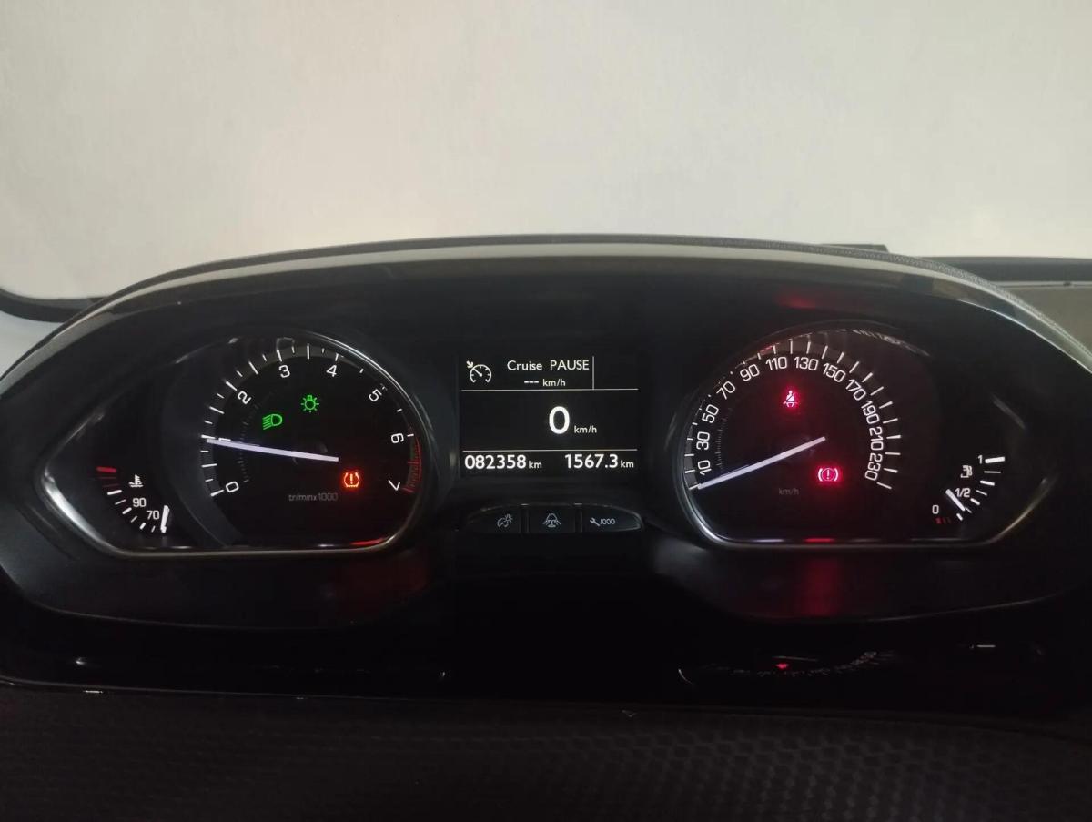 peugeot-2008-2016-gasolina-1199cc