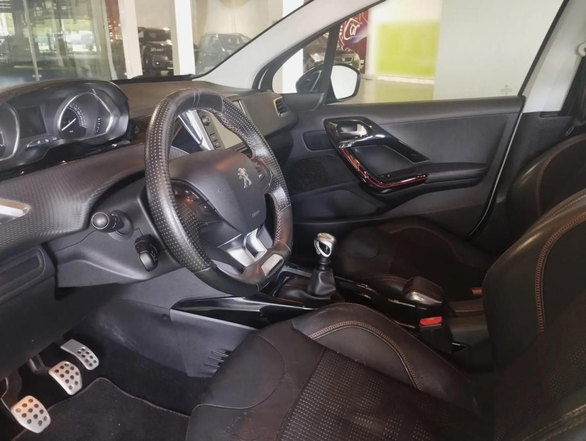 peugeot-2008-2016-gasolina-1199cc