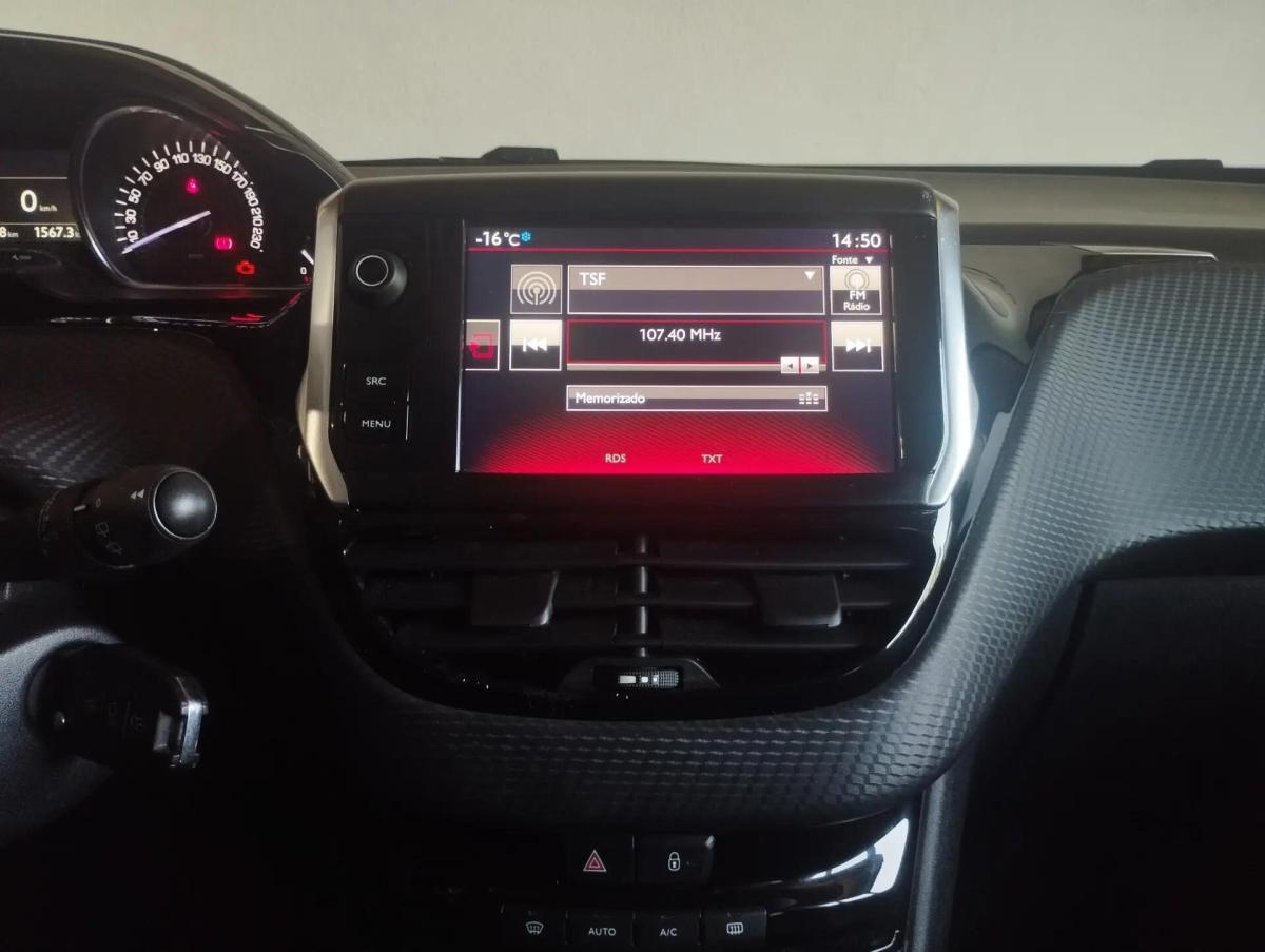 peugeot-2008-2016-gasolina-1199cc