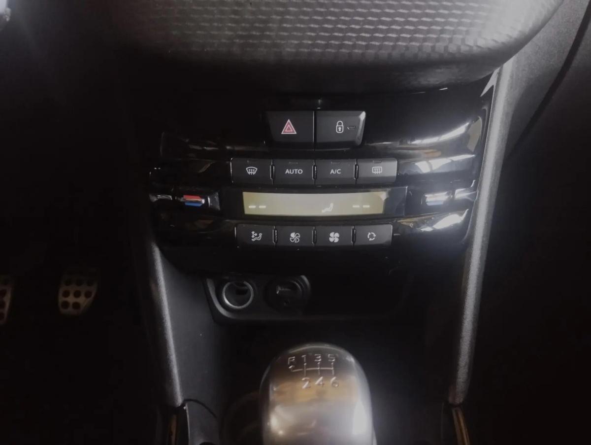 peugeot-2008-2016-gasolina-1199cc