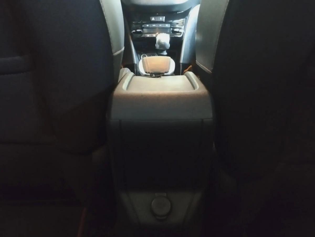 peugeot-2008-2016-gasolina-1199cc