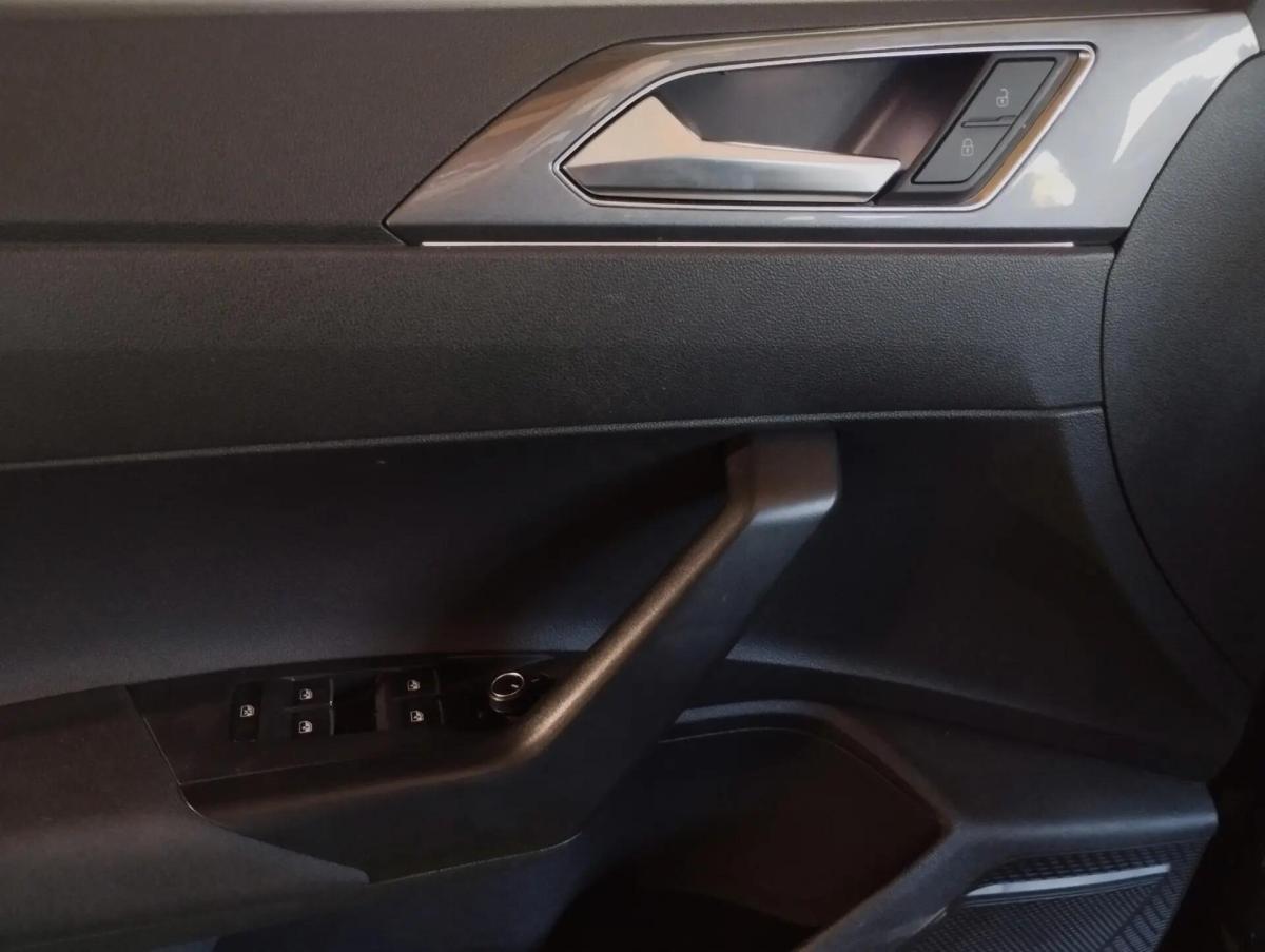 volkswagen-polo-2018-gasolina-999cc