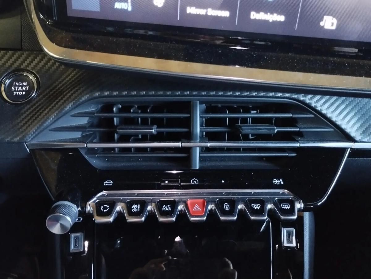 peugeot-e-2008-2024-eletrico-0cc