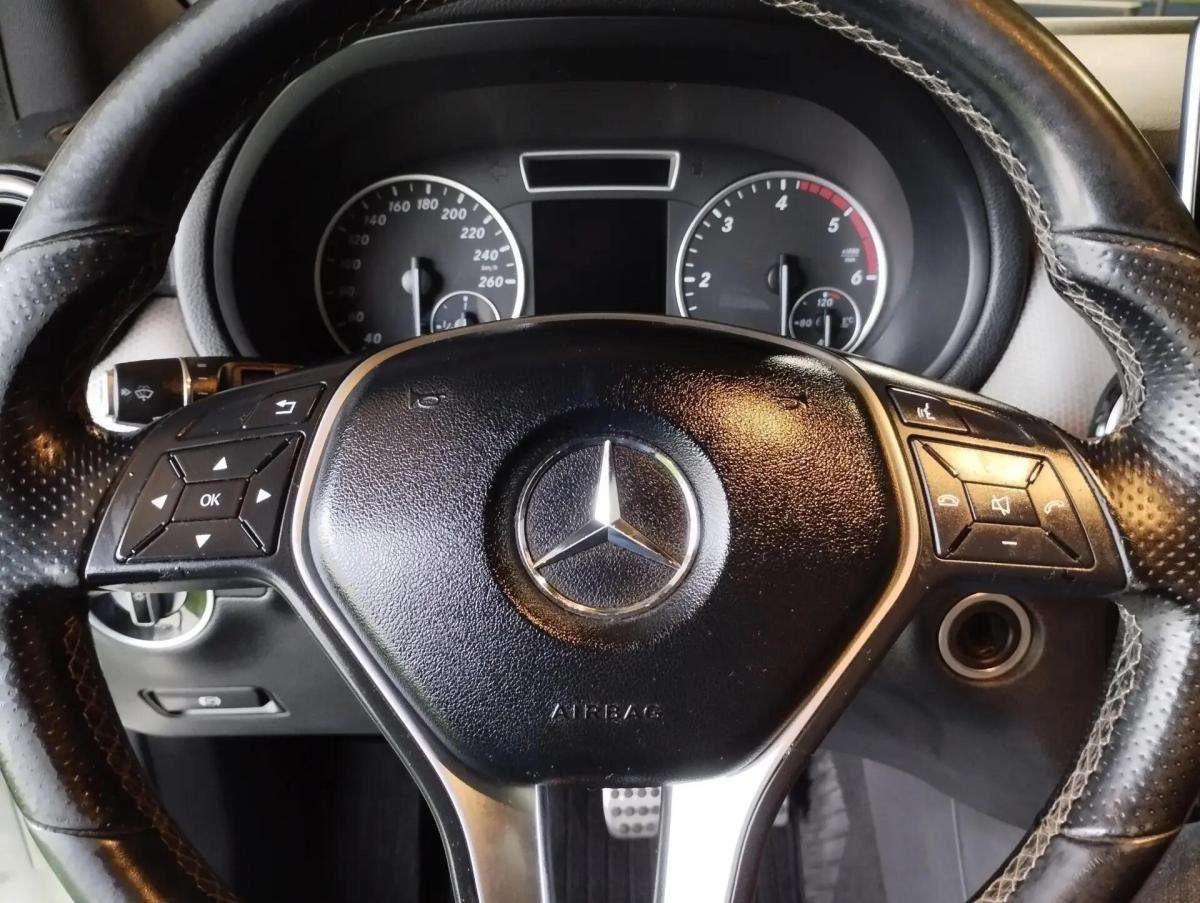 mercedes-benz-classe-b-b-180-cdi-2011-diesel-1796cc