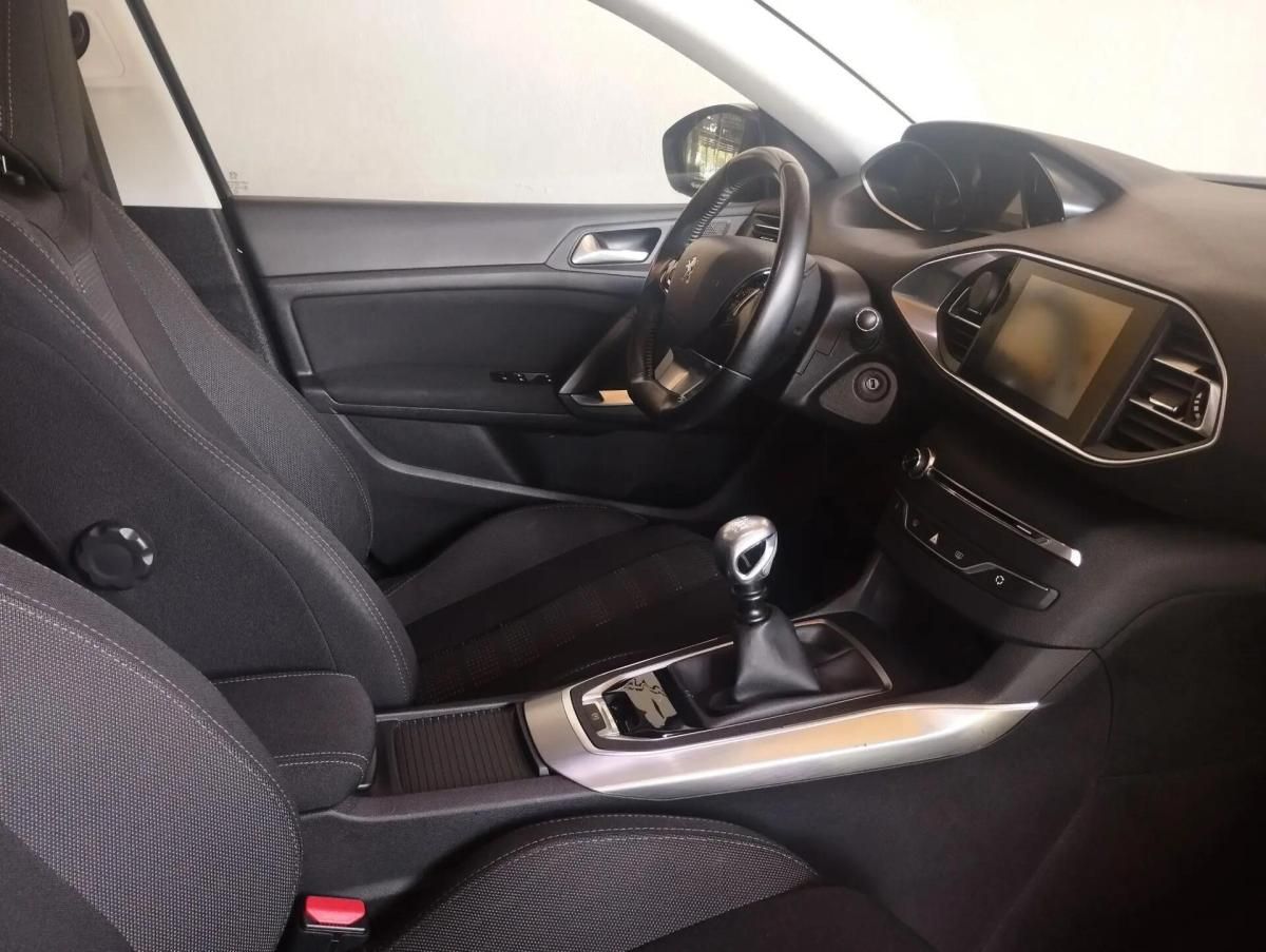 peugeot-308-2016-diesel-1560cc