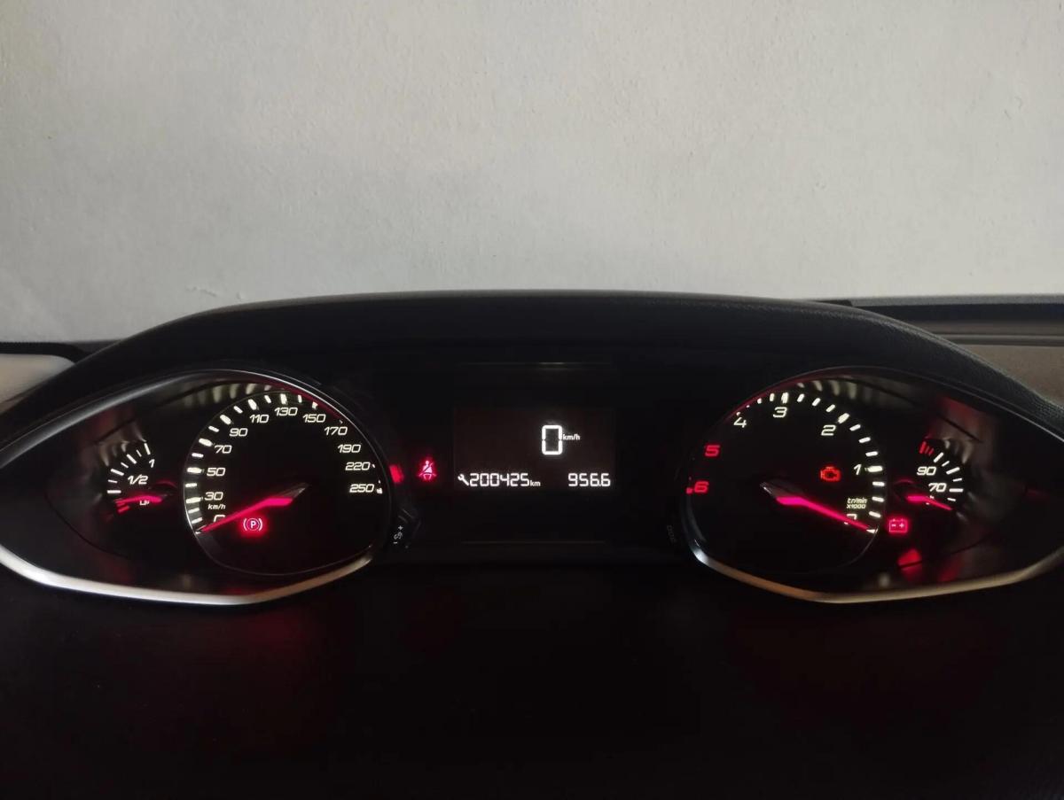 peugeot-308-2016-diesel-1560cc