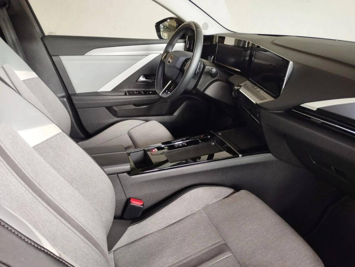 opel-astra-2023-hibrido-a-gasolina-1600cc