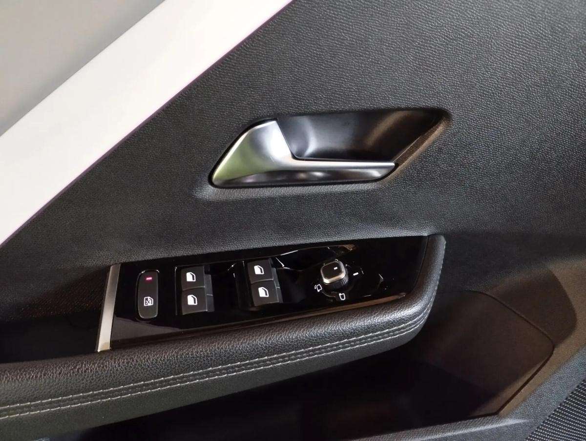 opel-astra-2023-hibrido-a-gasolina-1600cc