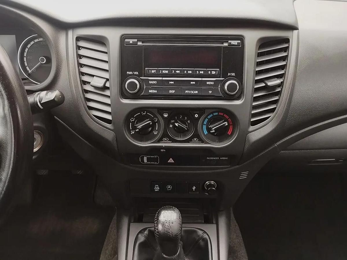 mitsubishi-l200-2022-diesel-2268cc