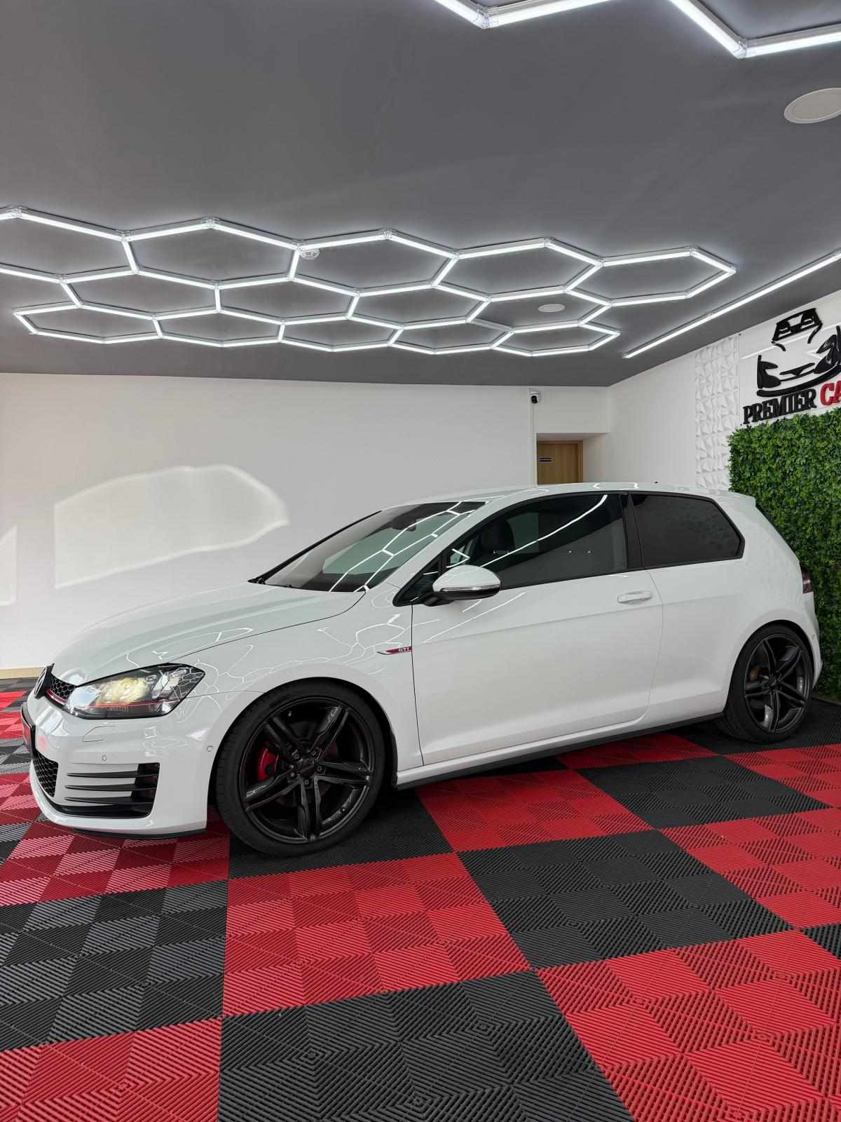 volkswagen-golf-2016-gasolina-1984cc