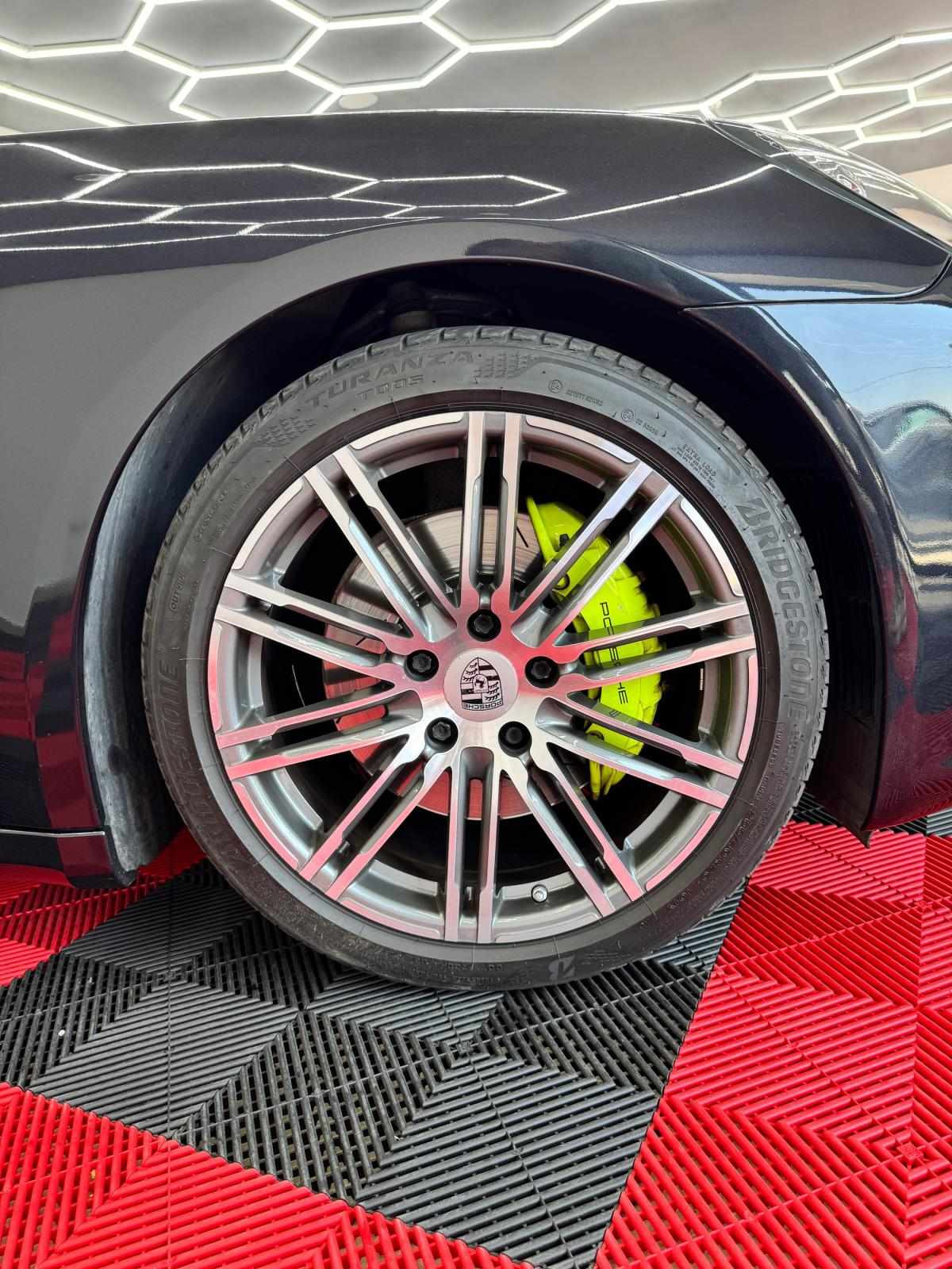 porsche-panamera-2016-hibrido-a-gasolina-2995cc