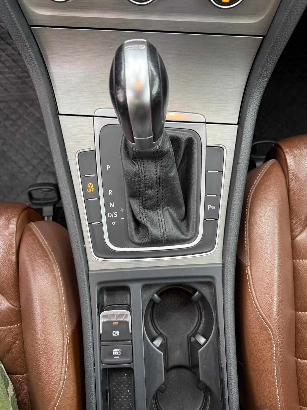 volkswagen-golf-2016-diesel-1598cc