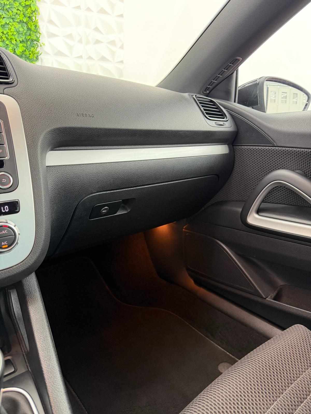 volkswagen-scirocco-2014-diesel-1968cc
