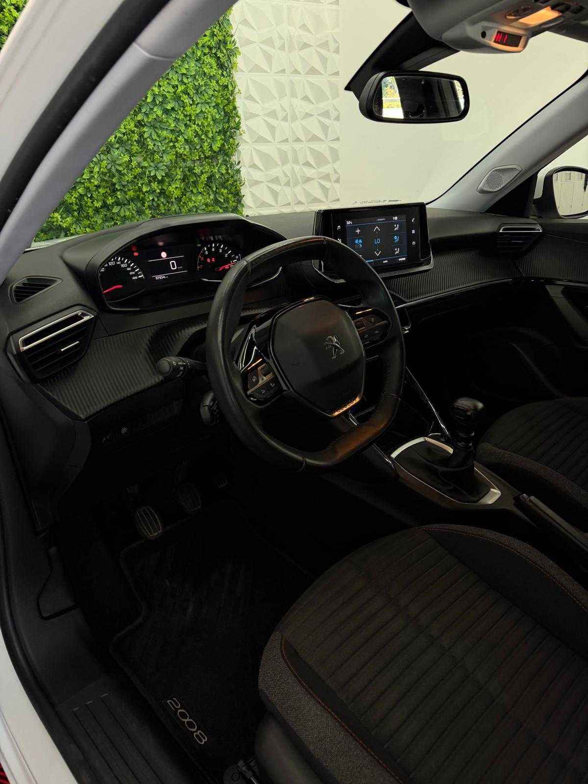 peugeot-2008-2021-diesel-1499cc