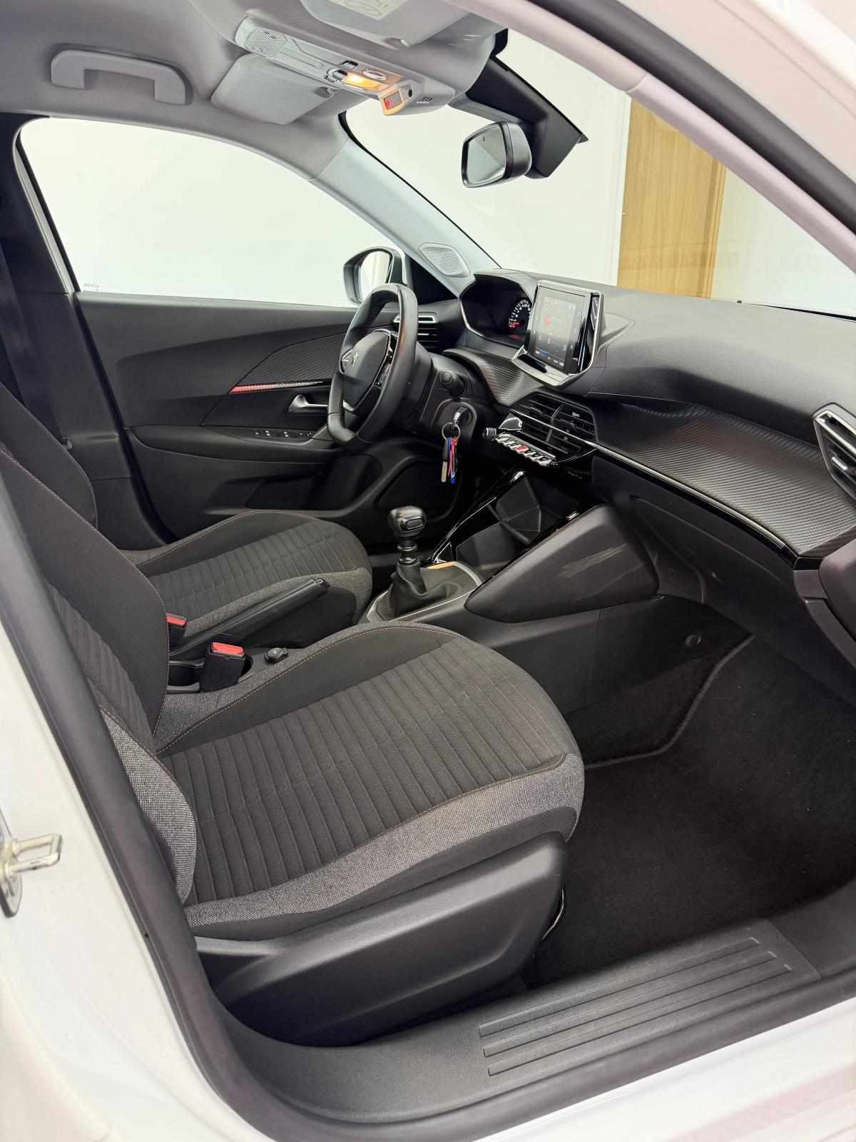 peugeot-2008-2021-diesel-1499cc
