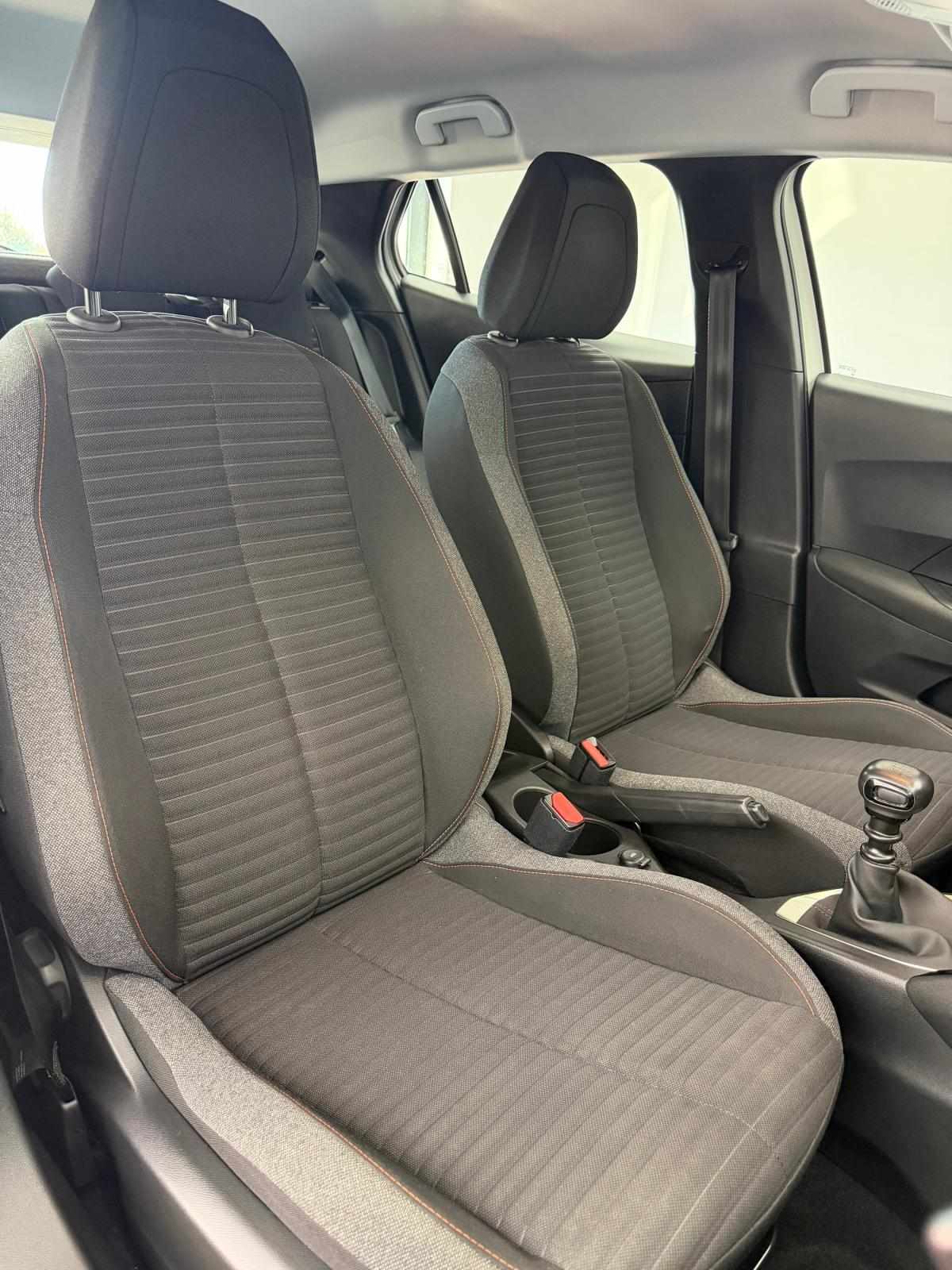 peugeot-2008-2021-diesel-1499cc