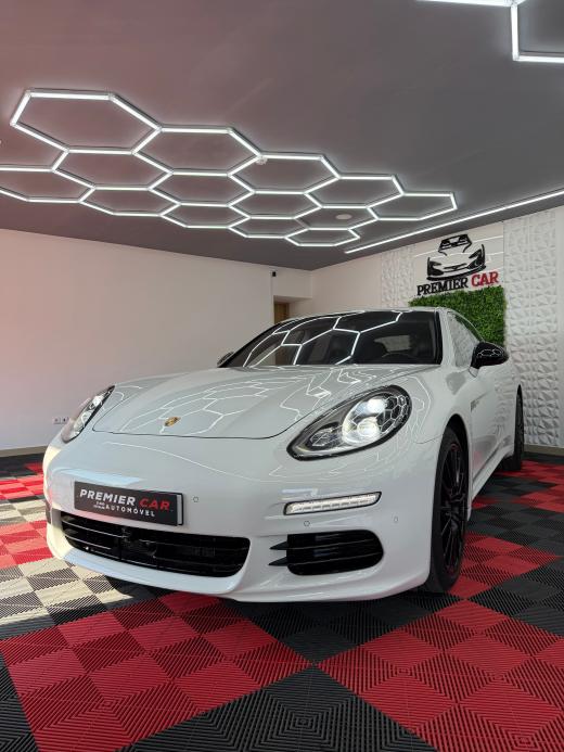 porsche-panamera-2015-hibrido-a-gasolina-2995cc