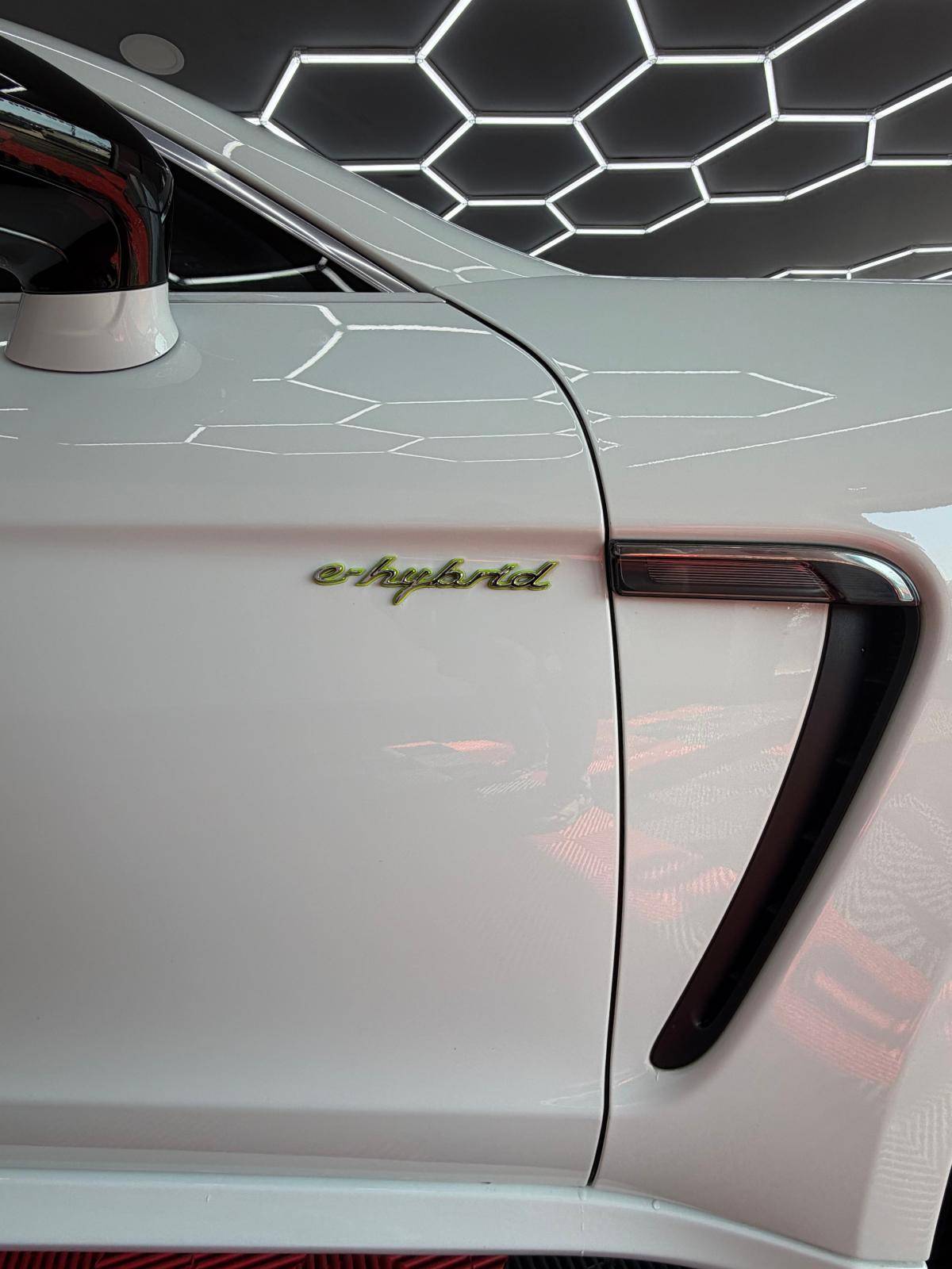 porsche-panamera-2015-hibrido-a-gasolina-2995cc