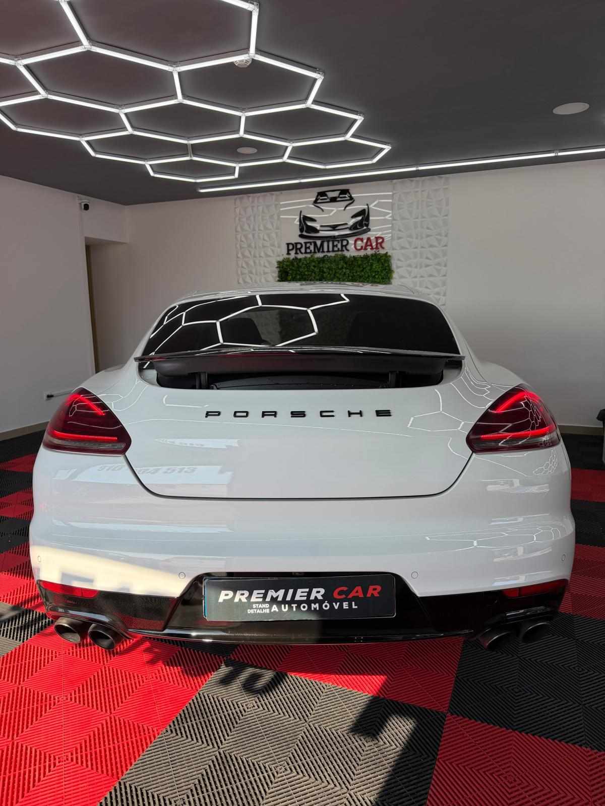 porsche-panamera-2015-hibrido-a-gasolina-2995cc