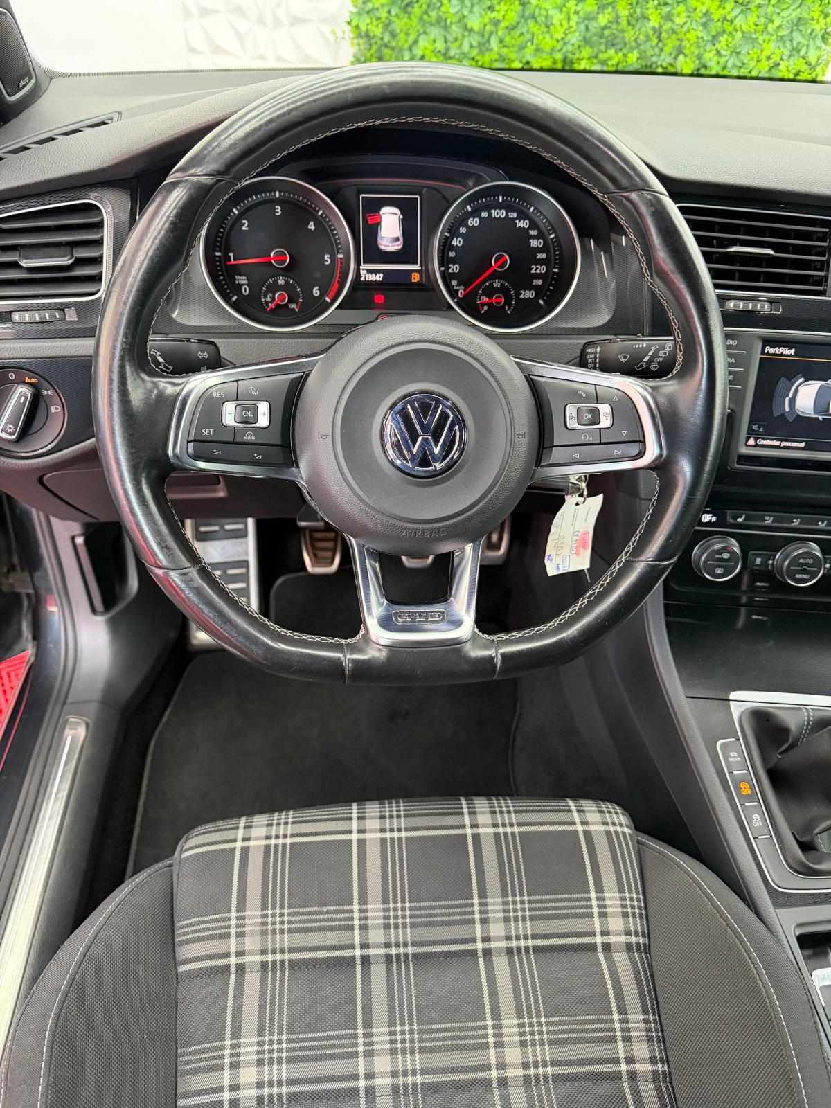 volkswagen-golf-2015-diesel-1968cc