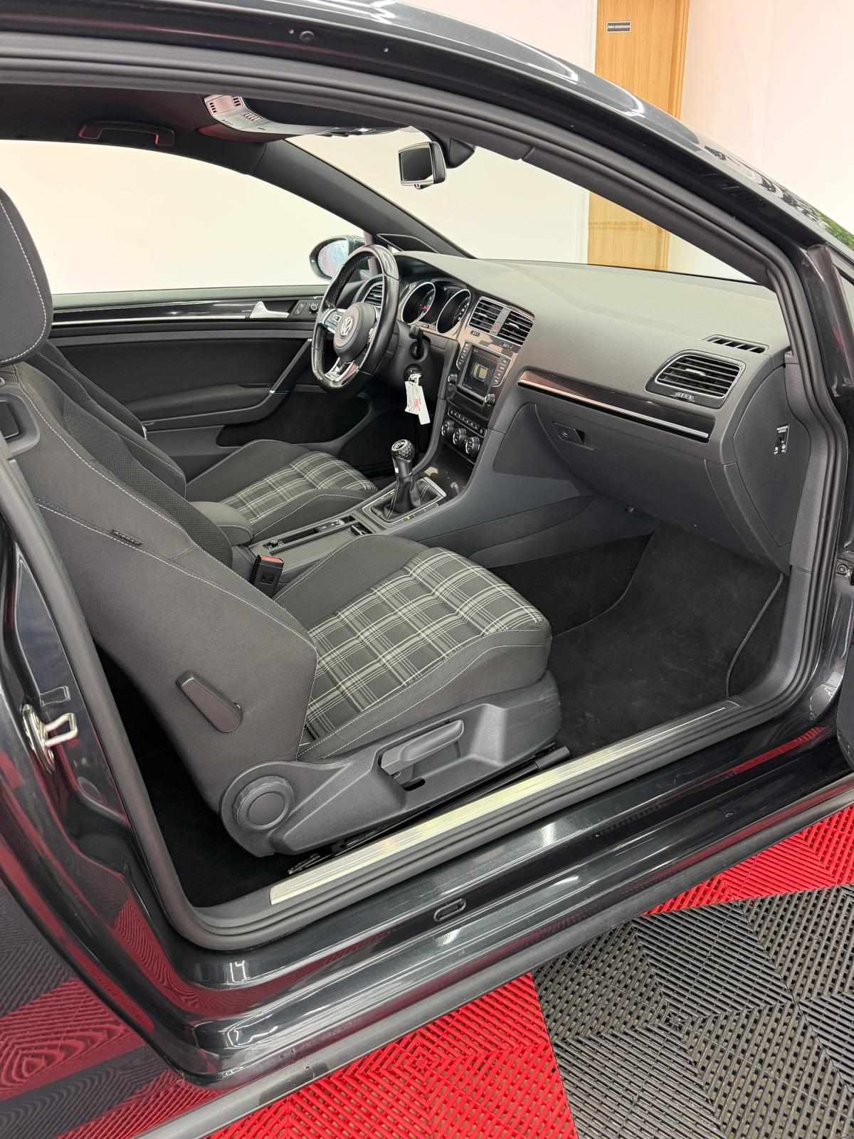 volkswagen-golf-2015-diesel-1968cc