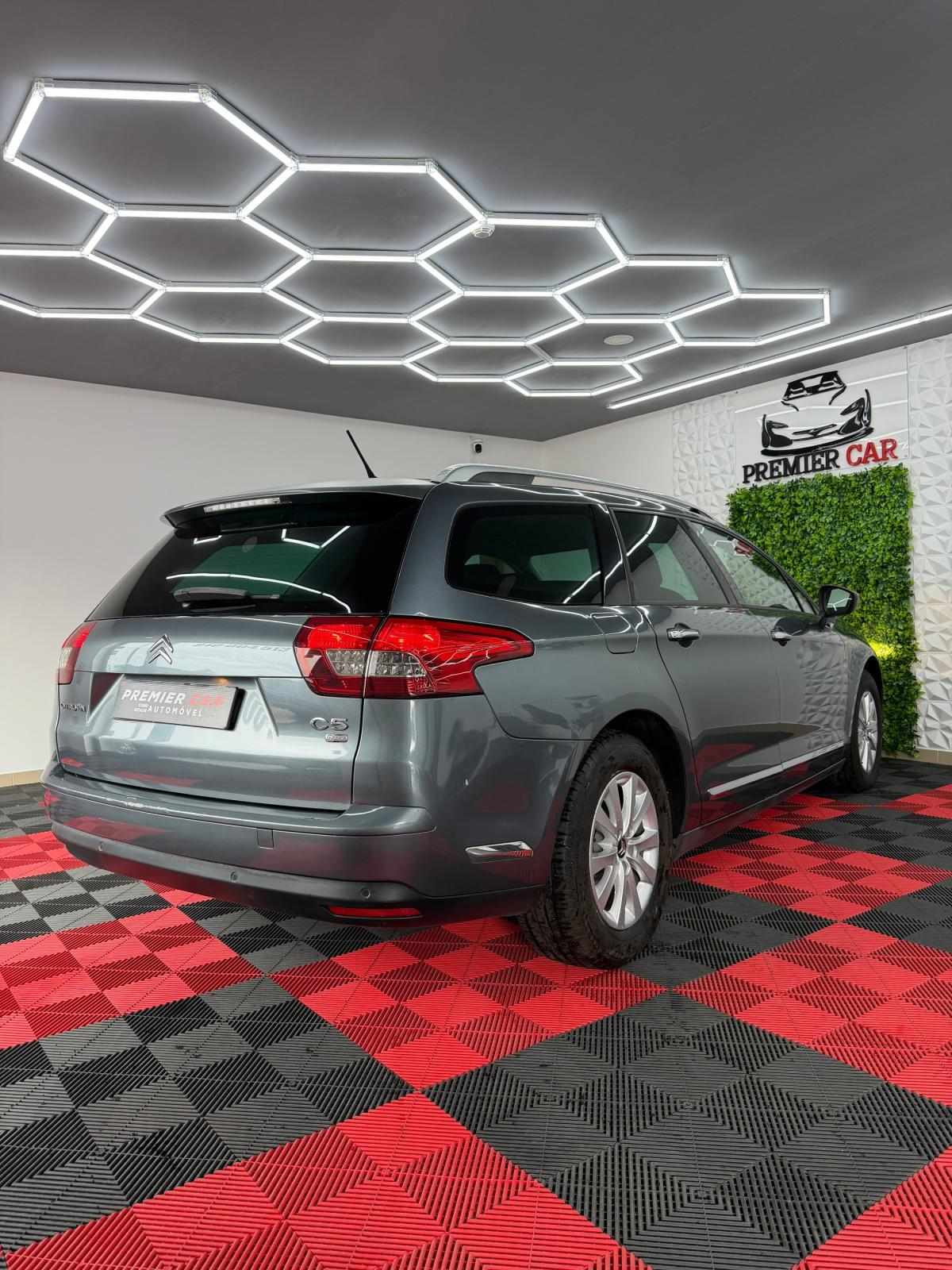 citroen-c5-tourer-2011-diesel-1560cc