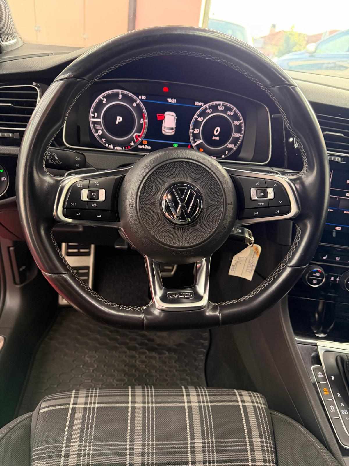 volkswagen-golf-2019-diesel-1968cc